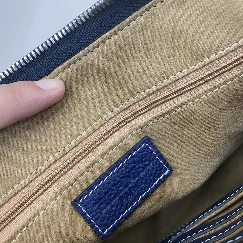 H**me5 bags 2410ya0119