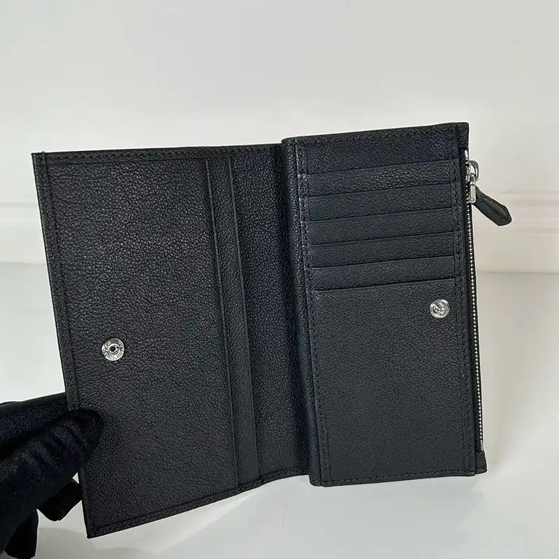 Pra*a bags 2411ya0009