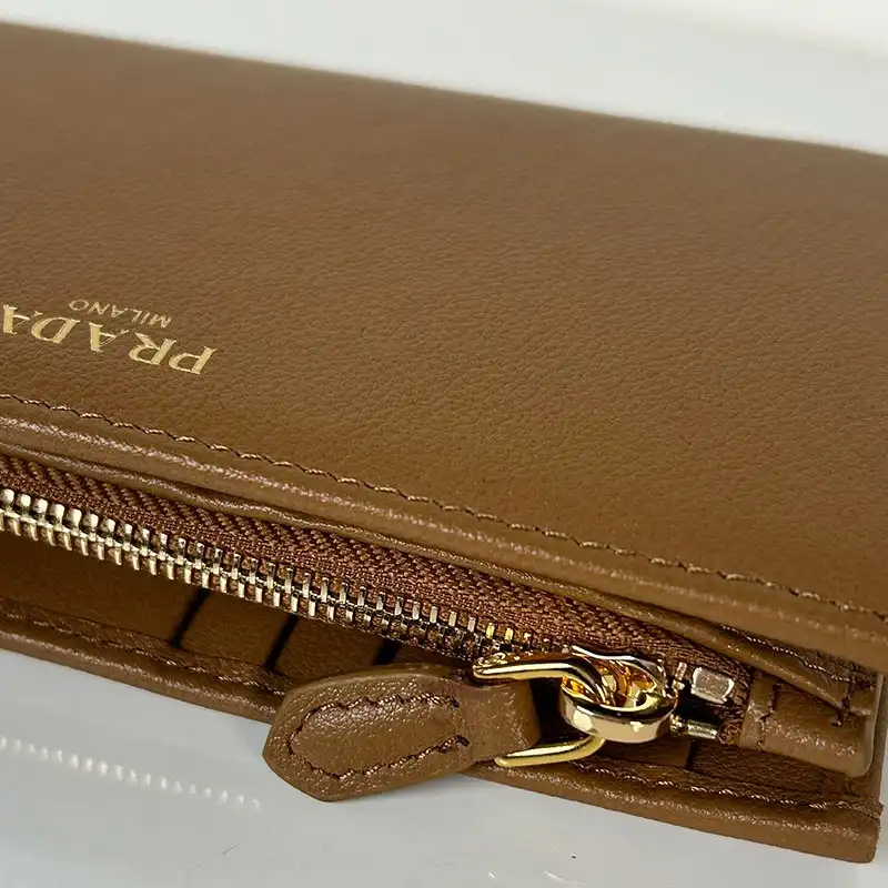 Pra*a bags 2411ya0010