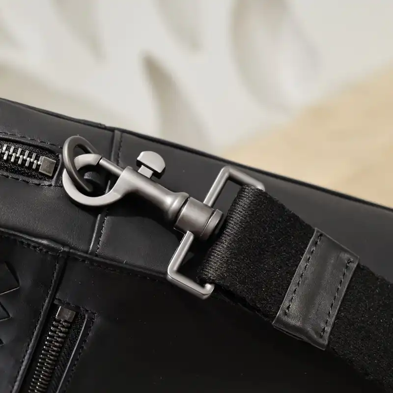 b0tt*ga Ven*ta bags 2411ya0054