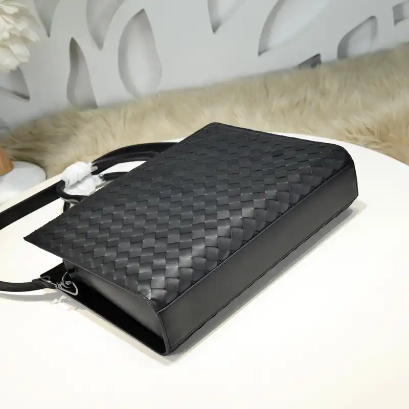 b0tt*ga Ven*ta bags 2411ya0061