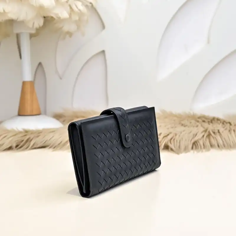 b0tt*ga Ven*ta bags 2411ya0133