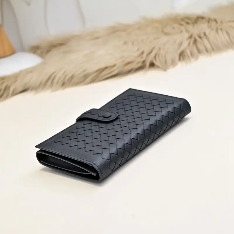 b0tt*ga Ven*ta bags 2411ya0133