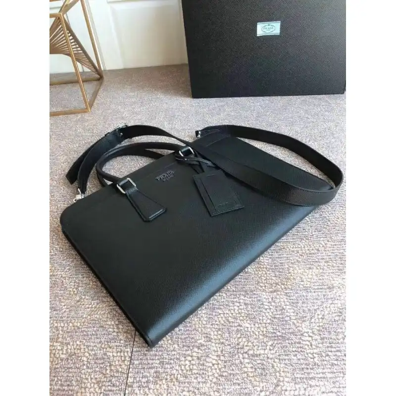 Pra*a bags 2012sh0071