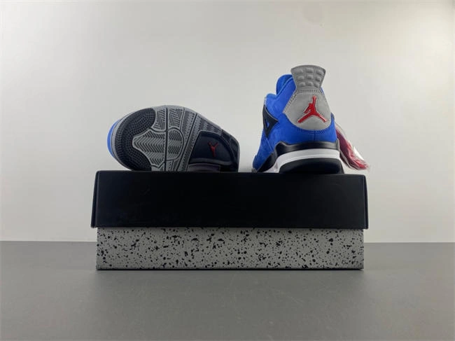Air Jordan 4 Youthful 3908