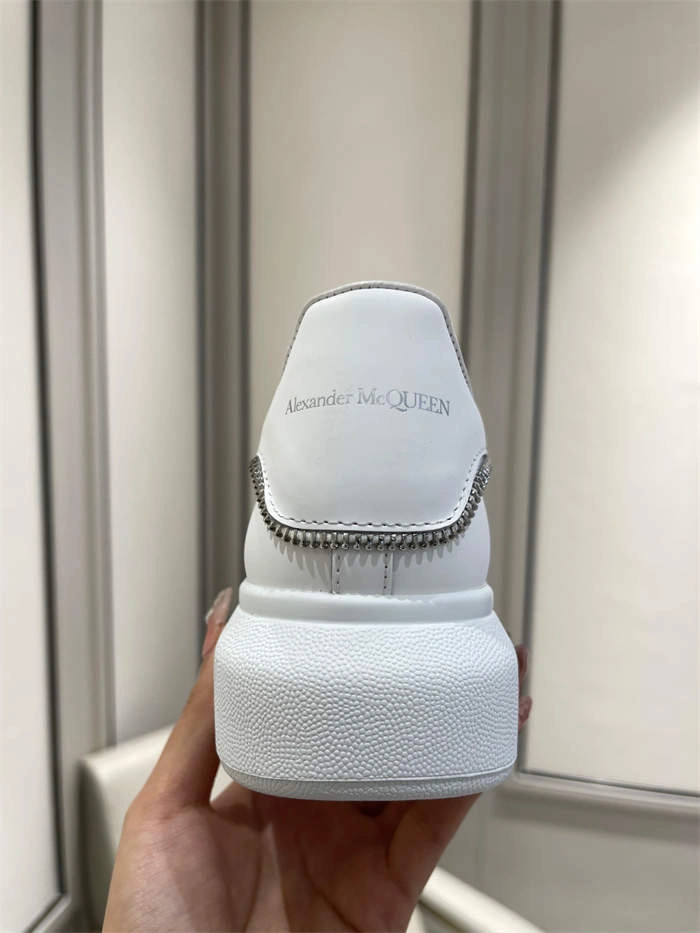 a1exa*der Mcqv*en oversized versatile 2578