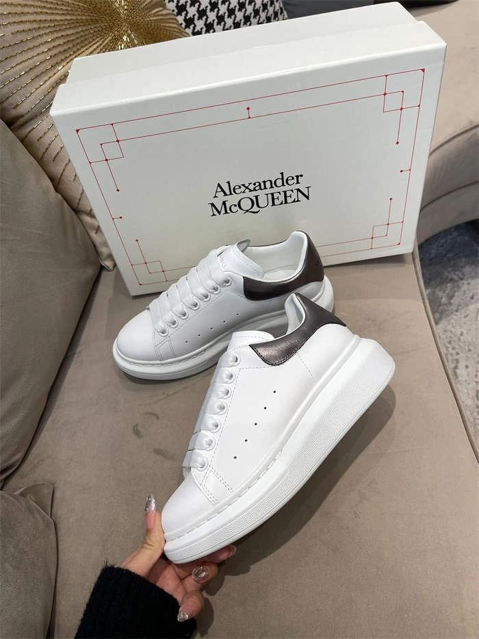 Premium Alexander McQueen Oversized 2594