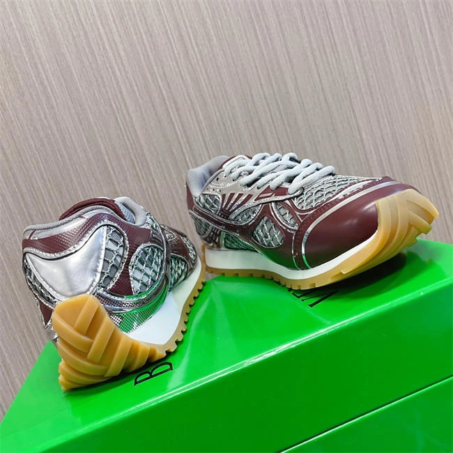 b0tt*ga Ven*ta sneaker timeless 2605