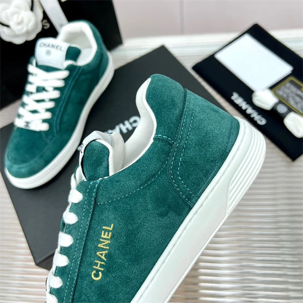 minimalist Ch**el 2158