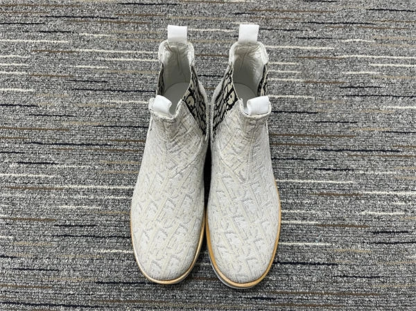 D10r boot compact 1347