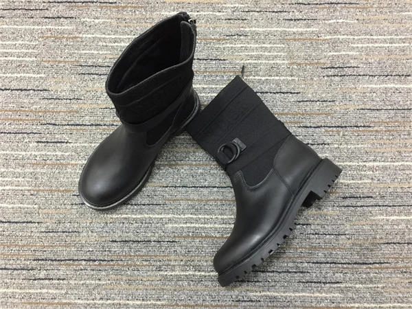 timelessdesign D10r boot 1350