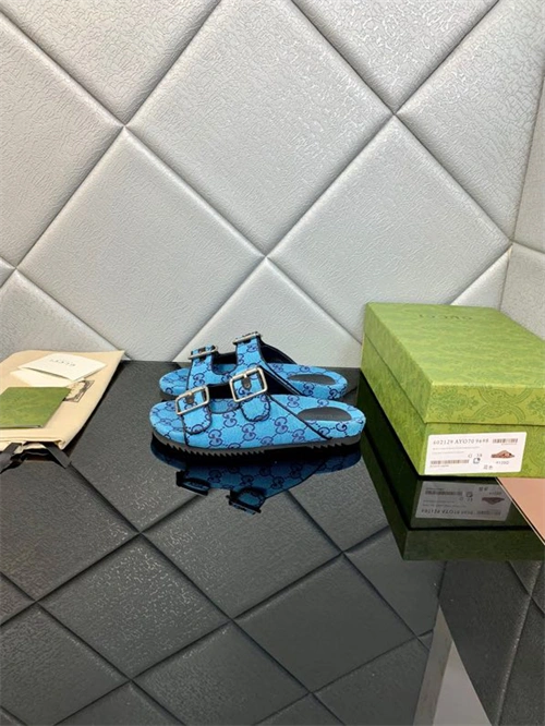 Gocci Slipper Classic 5737