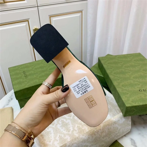 Resilient Gocci Slipper 5638