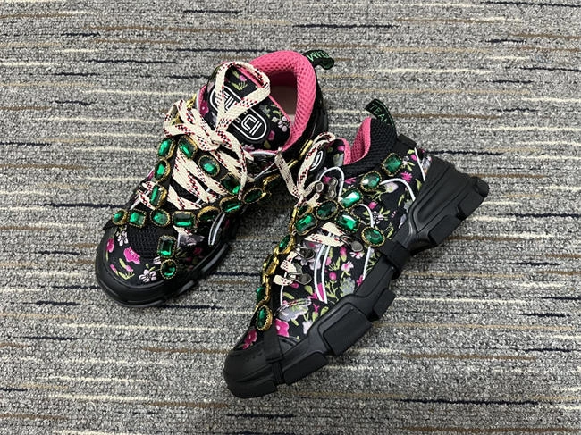 thermal G*u*i flashtrek sneaker 286