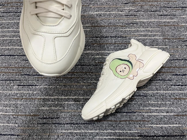 unique G*u*i rhyton sneaker 266