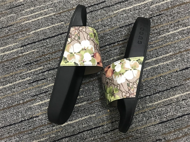 G*u*i slide unisex 382