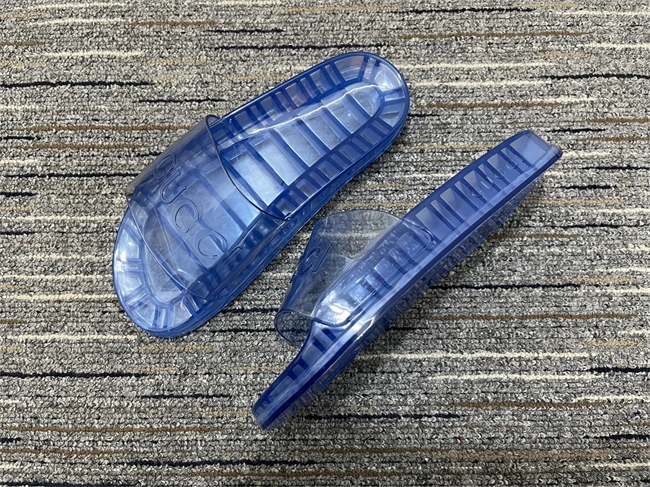 classic G*u*i slide 432