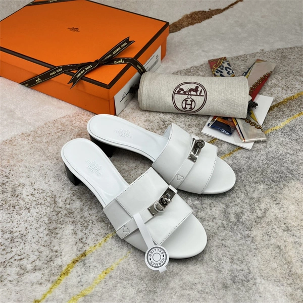 h slipper S*pportive 2363