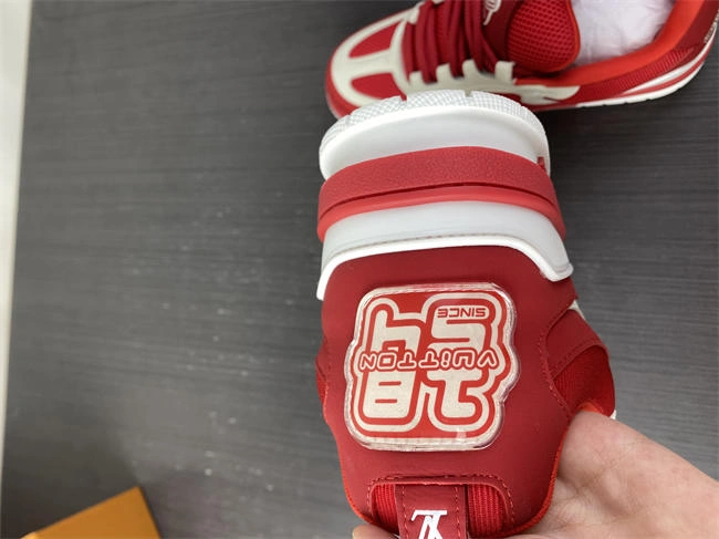 modern l0vis Vvtt0n 1749