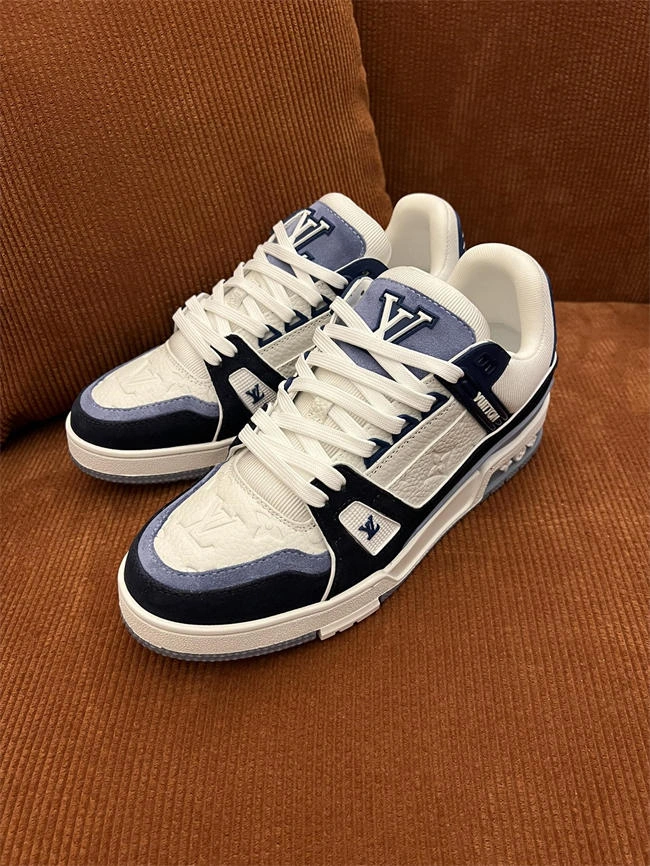 Lv Trainer Sneaker Cozy 2075