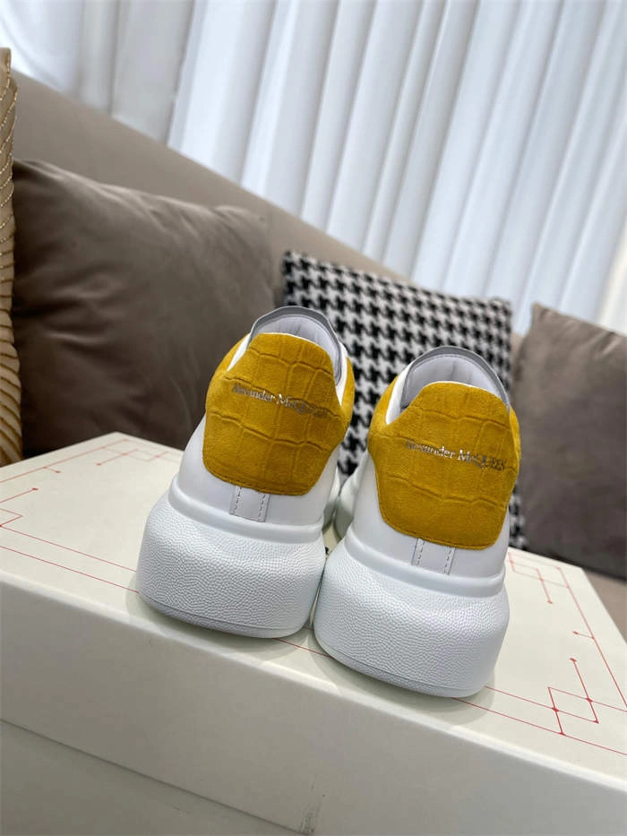 mc queen S*pportive 2533