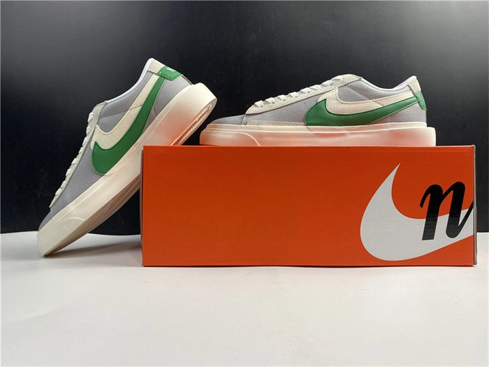 FashionForward Nike Blazer Low Sacai BV0076- 5241