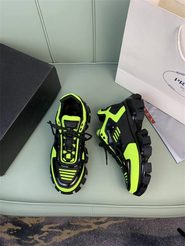 Pra*a sophisticated 3234