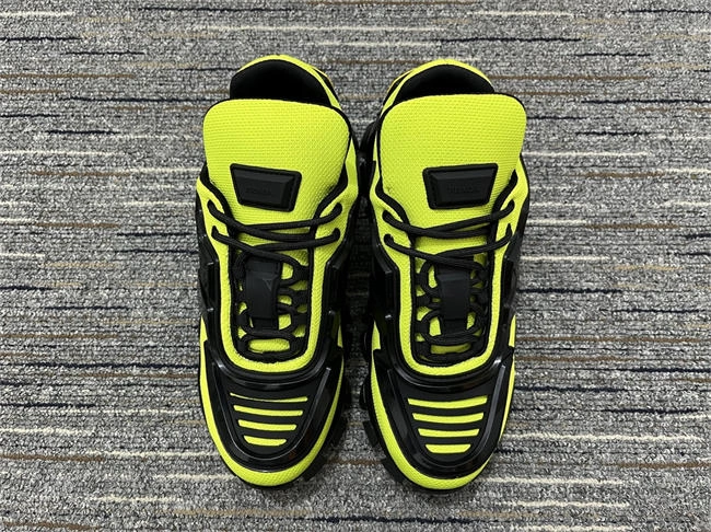 cozy Pra*a cloudbust sneaker 3264