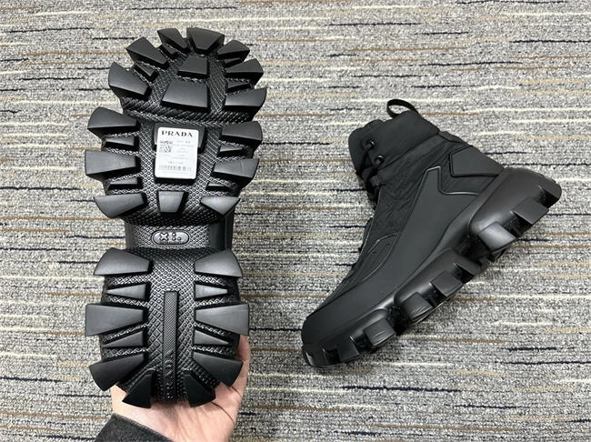 Pra*a cloudbust sneaker newstyle 564