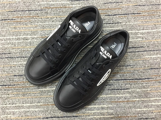 Pra*a leather sneaker smoothtexture 3320