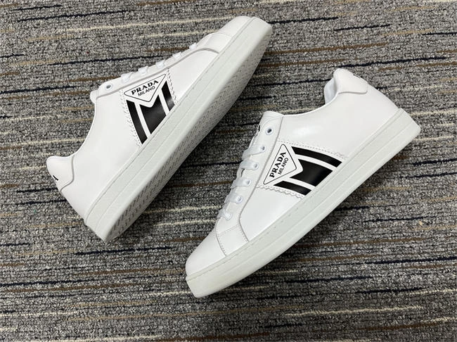 Pra*a sneaker relaxedfit 3374