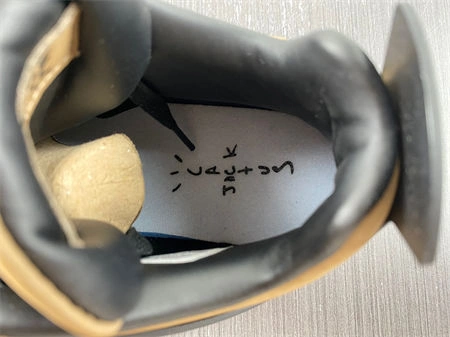 Travis Scott x Air Jordan 4 Retro Brown  AJ4- ZeroBulk 3936