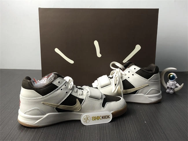 Travis Scott x Jordan Cut The Check P Breathable 3578